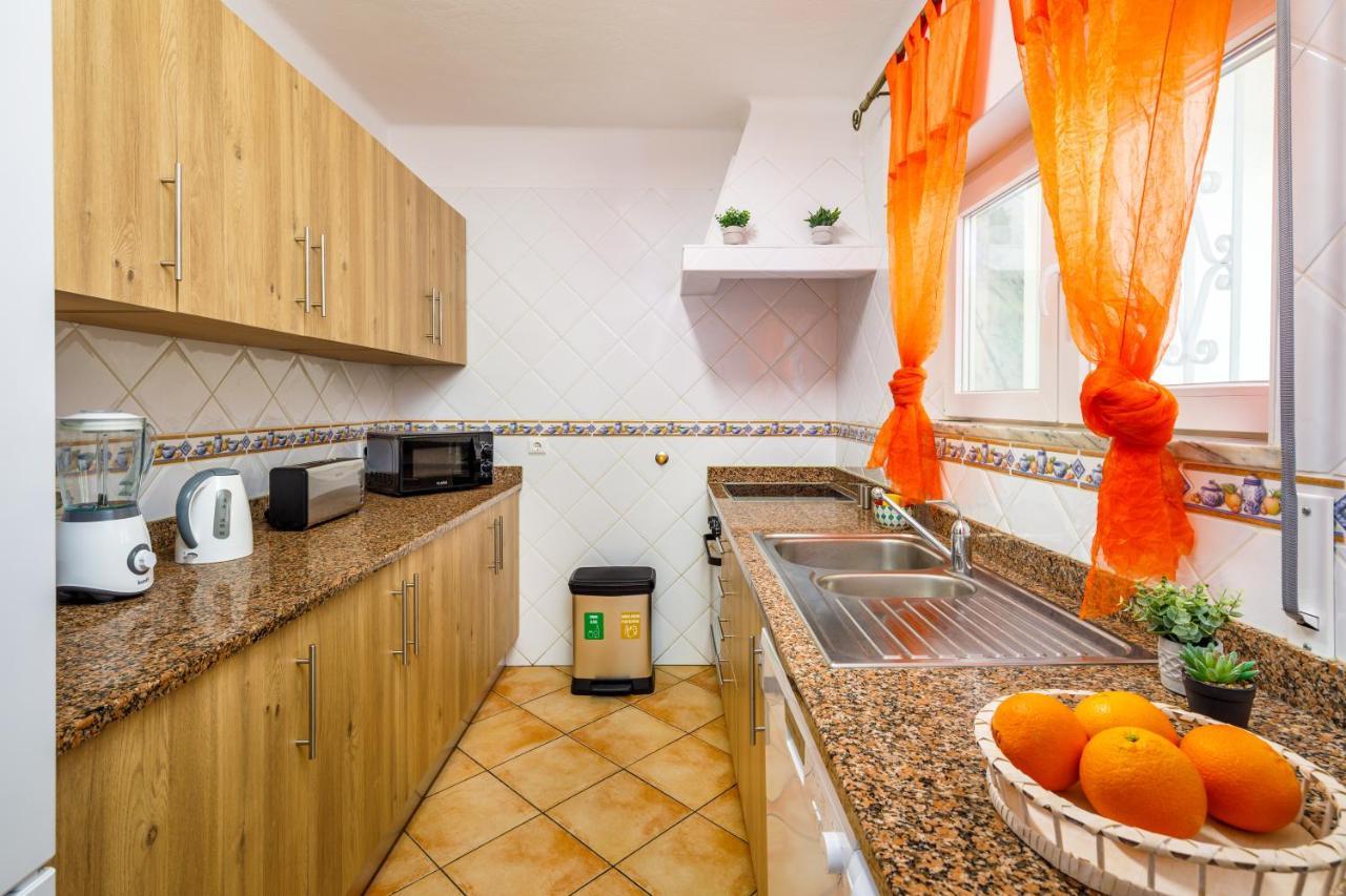 Villa Nobre By The Portuguese Butler Albufeira Bagian luar foto
